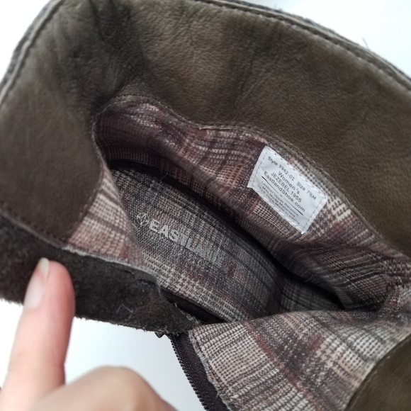 Eastland Jezebel 1955 Chukka Leather Boot - Picture 8 of 8